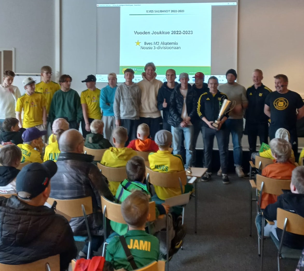 M2 vuoden joukkue M2 vuoden joukkue